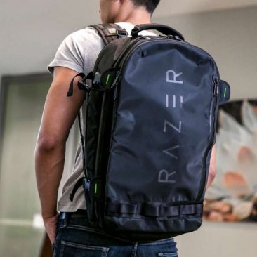 Razer Rogue 17.3" Backpack - Protective black Laptop & Notebook Backpack - Tear and Water-Resistant Exterior - RC81-02630101-0000